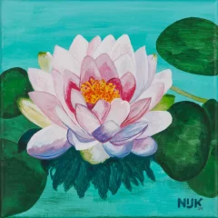 Sereen schilderij met lotus in ochtendlicht door Hildo Nijk